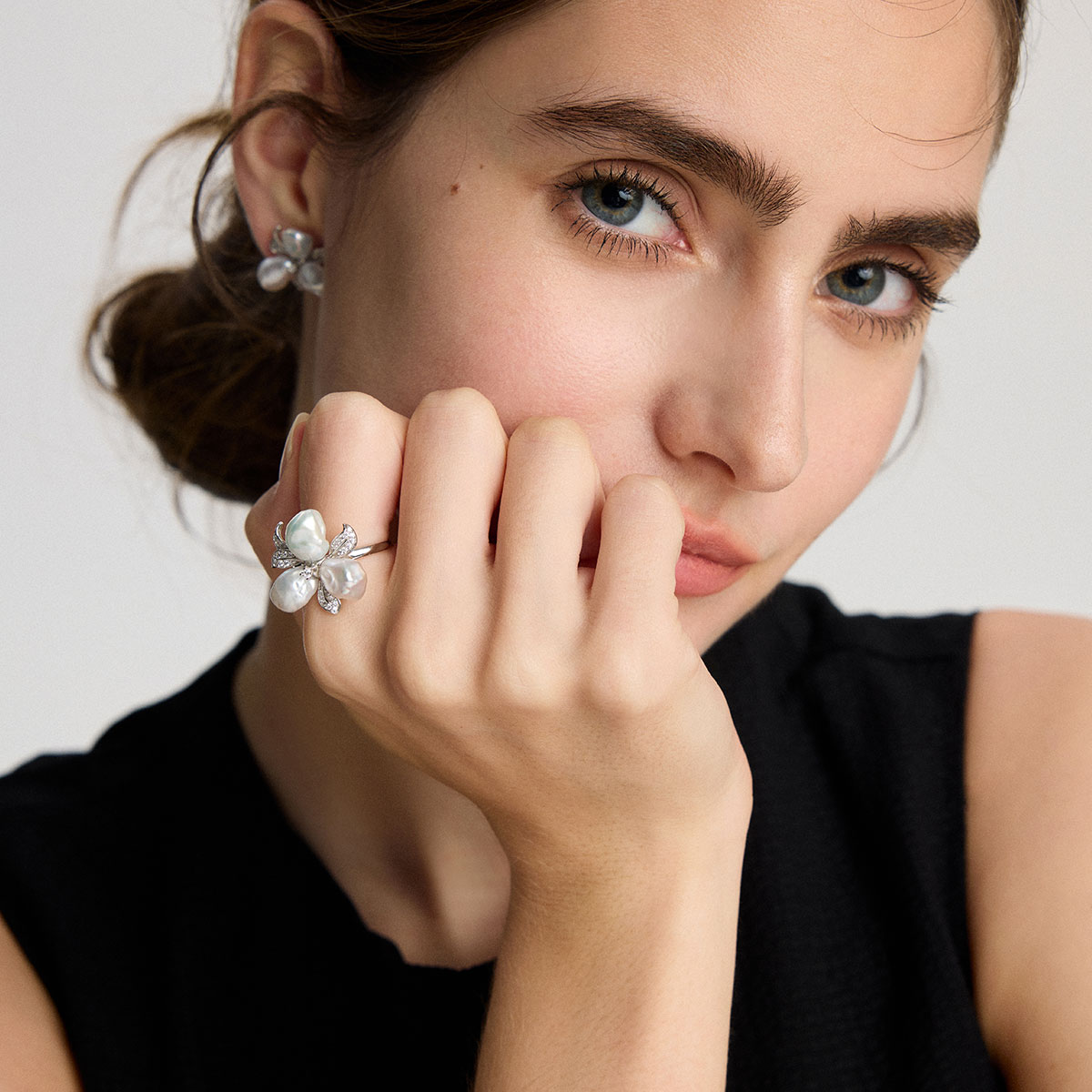 BRI.R/baiseqingqing S925 silver baroque shaped freshwater pearl iris earrings and rings are available in two options