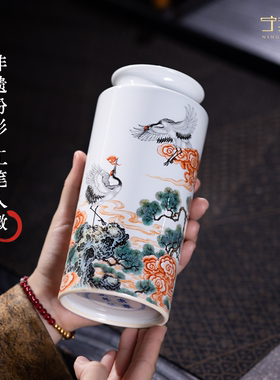 松鹤栖云间，瓷载福寿长