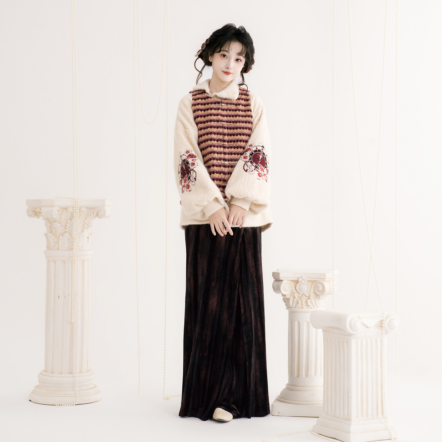 芷蘅间 烬霜 汉服秋冬保暖国风圆领毛呢短袄仿唐圆领衫日常通勤,淘宝优惠券,粉丝福利购,淘宝优惠卷