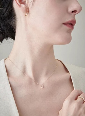 Ordi秋季新款复古轻奢马蹄U型珍珠项链简约气质锁骨项链