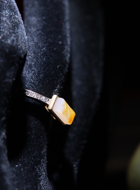 黄沁戒面洒金皮新疆和田玉籽料