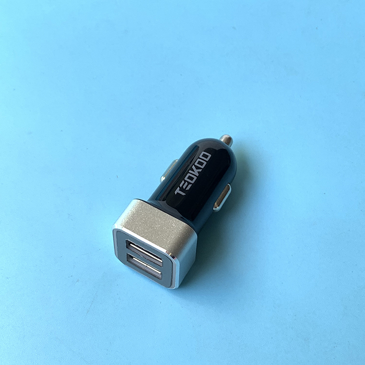 TEOKOO原装双USB车充4.8A 苹果12W快充*2USB 24W iphone车载充 - 图0