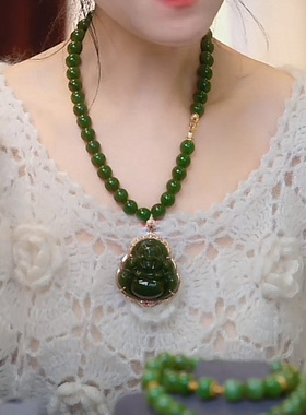 秋冬款绿色笑脸佛毛衣链吊坠