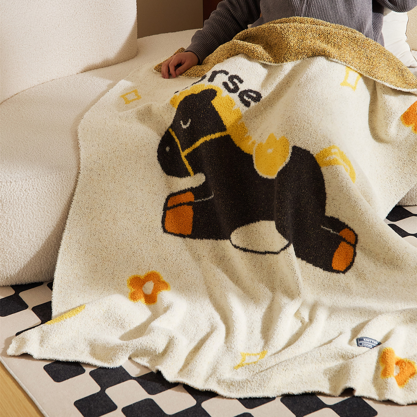 原创马年新年毯半边绒沙发盖毯礼物毯多功能空调毯休闲毯沙发巾,淘宝优惠券,粉丝福利购,淘宝优惠卷