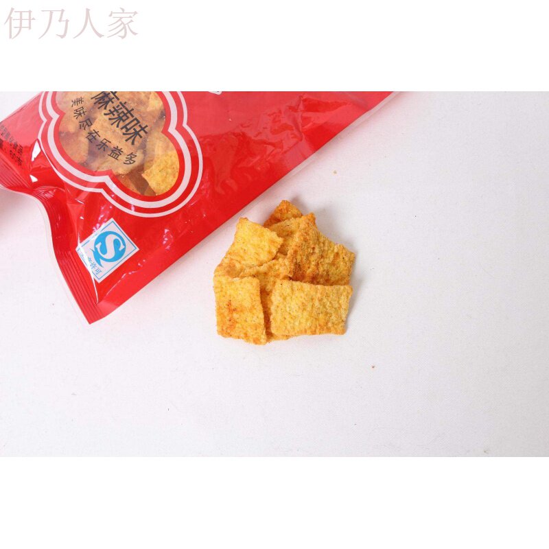 ?90后怀旧小卖部混合南街村锅巴 伊乃人家膨化食品