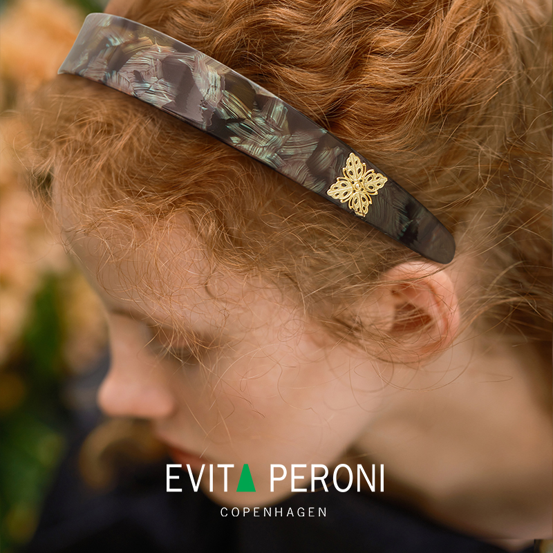 丹麦Evita Peroni/依慧达2024新款女士发箍复古宽边压发头箍-图2