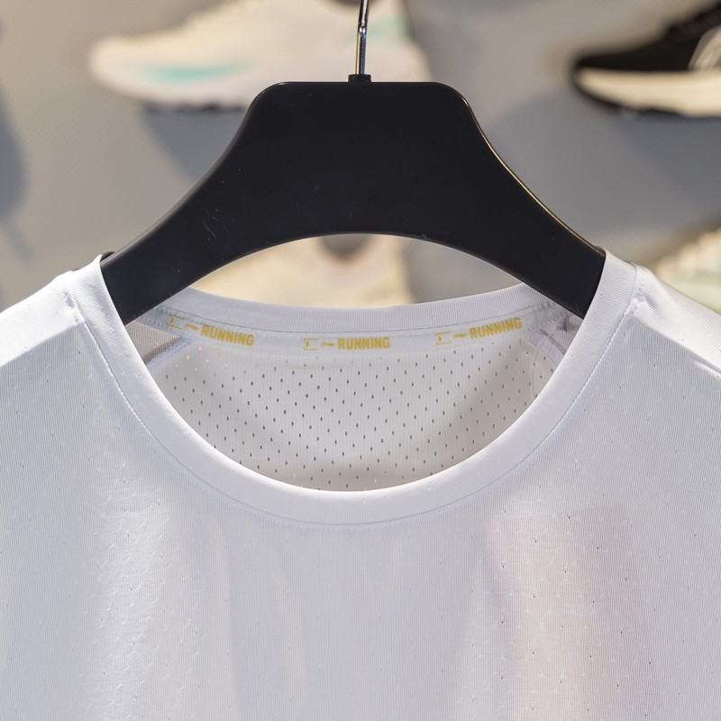 李宁速干短袖男士2025新款跑步系列专业反光透气孔凉感T恤ATSU059,淘宝优惠券,粉丝福利购,淘宝优惠卷