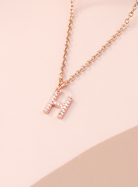 26个大写字母镶钻轻奢项链女高级感百搭字母吊坠锁骨链饰品现货