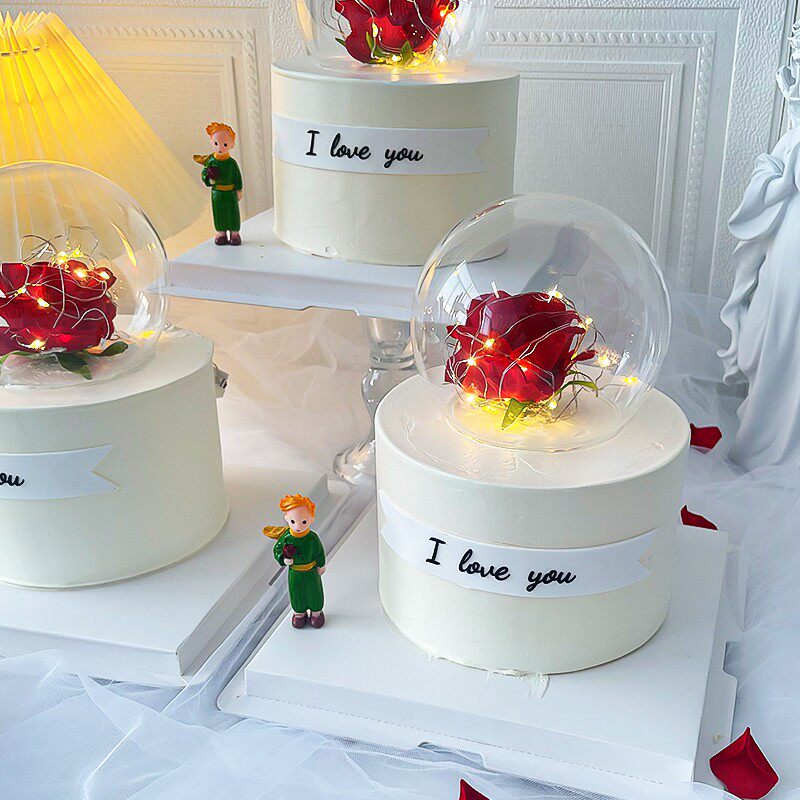 214情人节蛋糕装饰摆件拿花小王子玫瑰花插件发光灯串玻璃水晶球