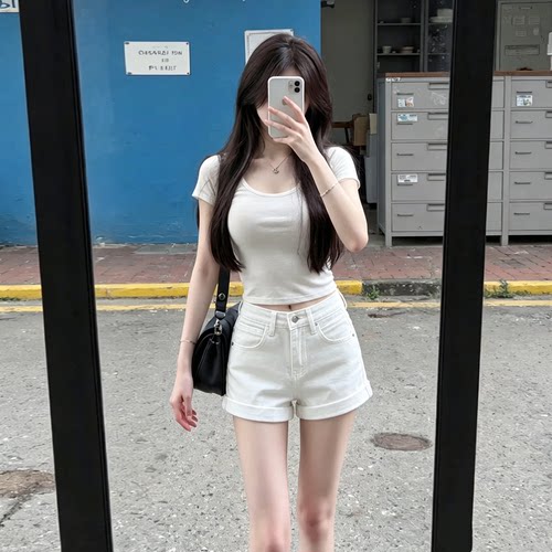 白色弹力牛仔短裤女2026夏季韩版宽松显瘦辣妹卷边a字阔腿热裤子 - 图1