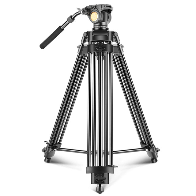 Large load-bearing camera hydraulic tripod in the light-loading era