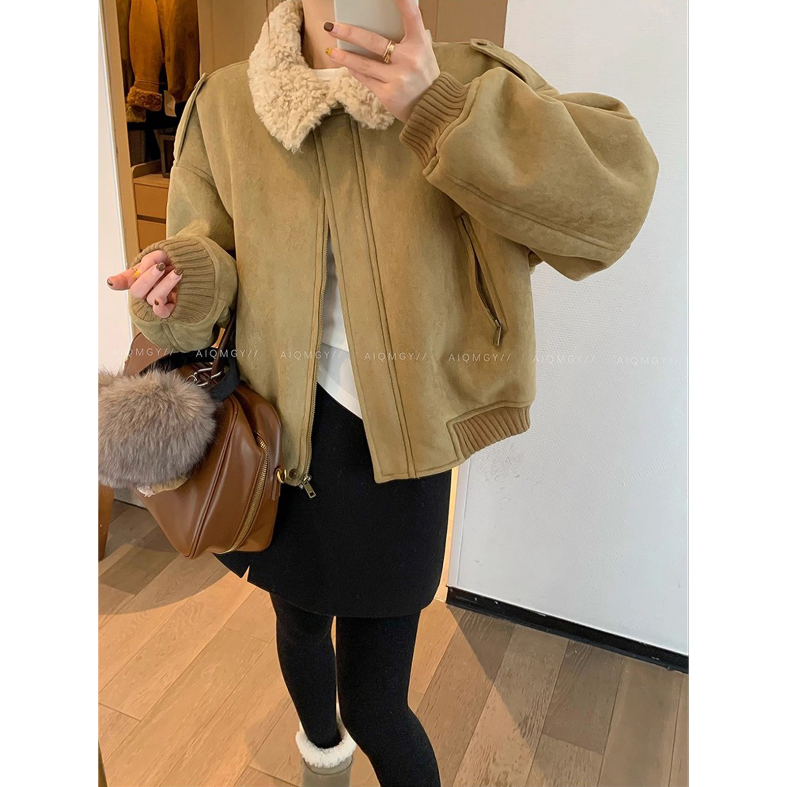 爱情魔鬼鱼 卡其色毛领拼接夹克外套女2025冬季新款宽松显瘦上衣,淘宝优惠券,粉丝福利购,淘宝优惠卷
