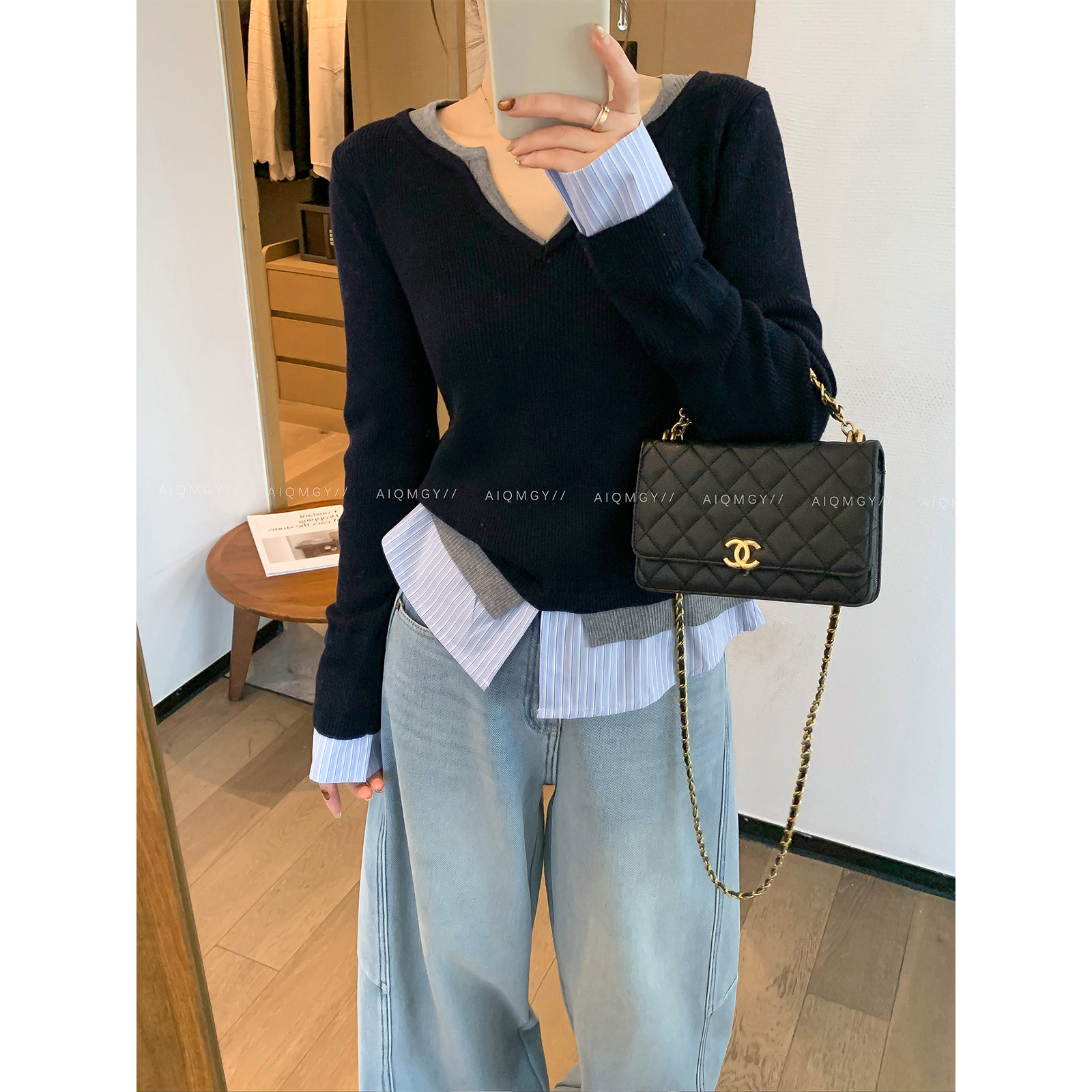 爱情魔鬼鱼 藏蓝色长袖V领假两件针织衫女2025年冬季新款修身上衣,淘宝优惠券,粉丝福利购,淘宝优惠卷