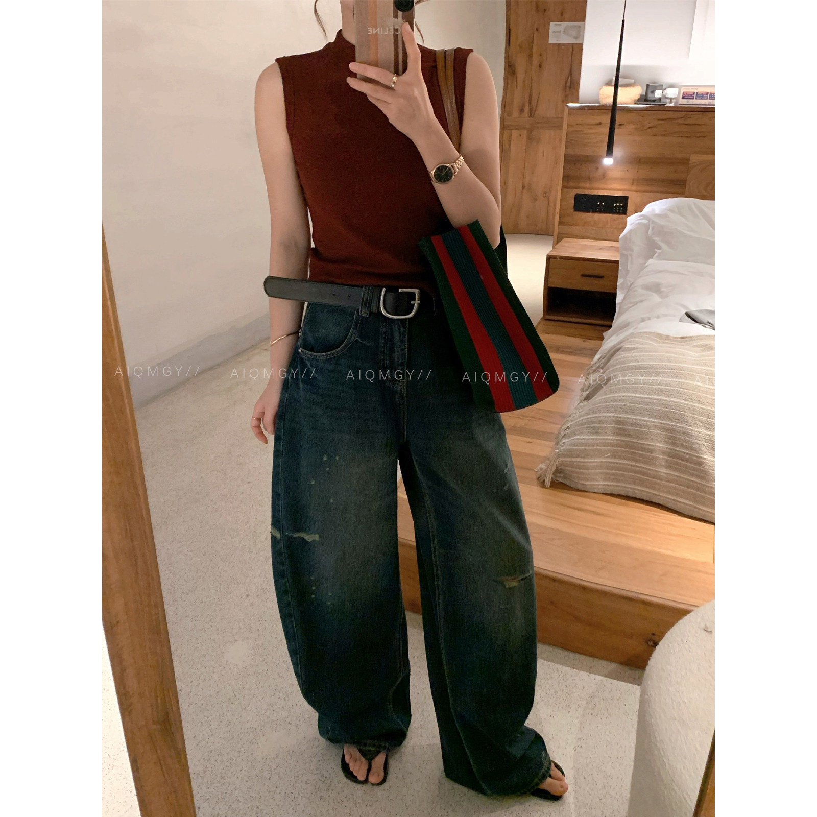 爱情魔鬼鱼 设计感宽松破洞牛仔裤女2025秋冬新款高腰直筒阔腿裤,淘宝优惠券,粉丝福利购,淘宝优惠卷