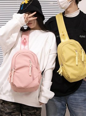 小众设计感高颜值胸包女韩版简约百搭小包包少女学生纯色斜挎包潮