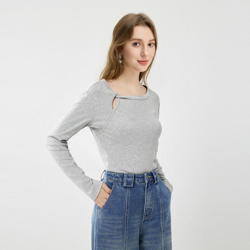 秋水伊人简约百搭镂空圆领衬衫2026年春季新款女经典通勤H型T恤