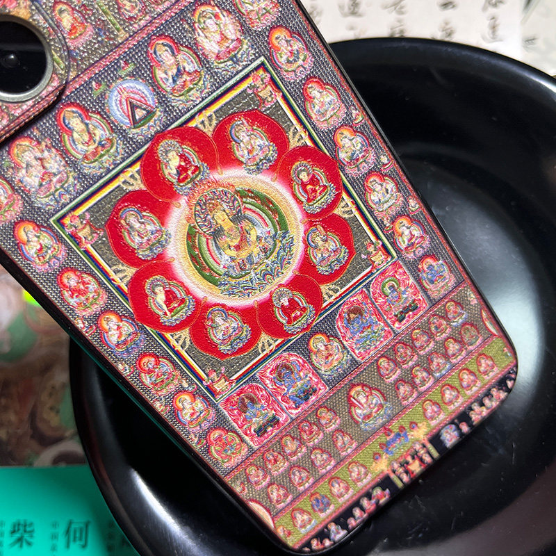 中式高端皮纹禅意手机壳适用苹果8plus/xr/xsmax全包防摔保护套11/12/13/14/15promax胎藏界曼荼罗浮雕禅意壳