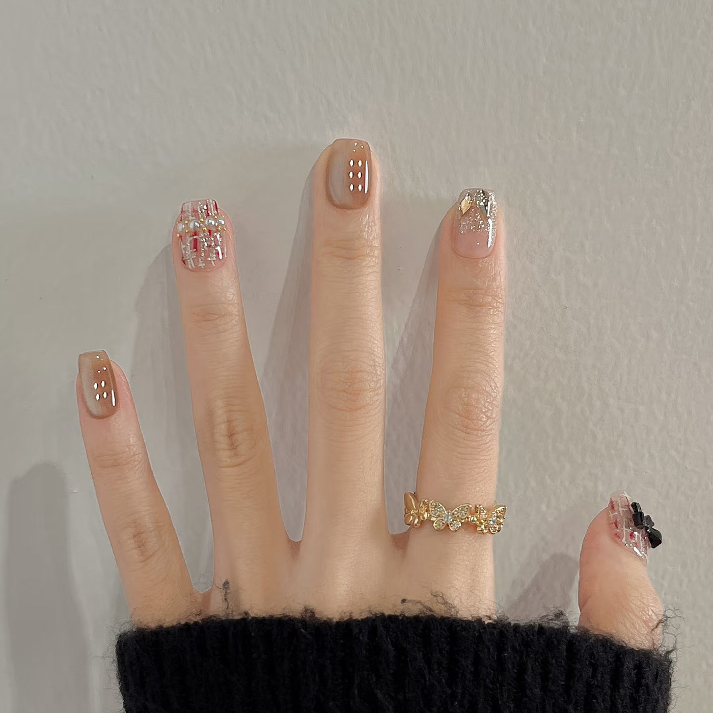 【千金菱格】小香风轻奢秋冬美甲纯手工穿戴甲猫眼显白短款假指甲,淘宝优惠券,粉丝福利购,淘宝优惠卷