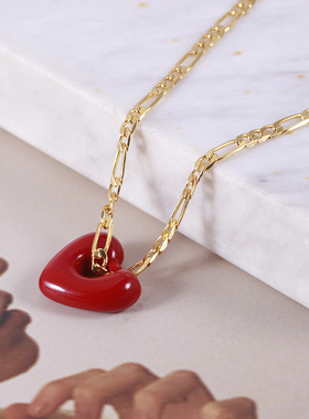 简约法式奶油红色爱心吊坠锁骨链