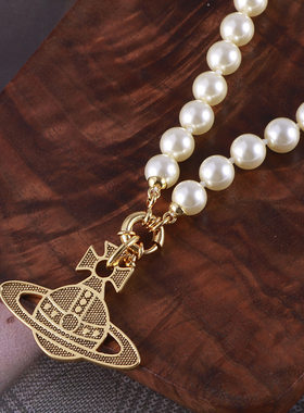 女珍珠复古立体土星项链