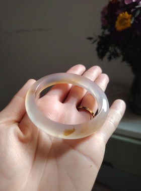 微瑕特惠52-53圈口天然原矿原色无烧无染色马料玉髓手镯女送礼玉