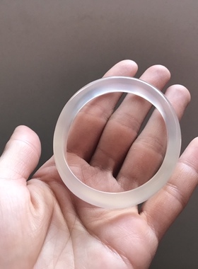 56圈口无烧无染马达加斯加原色白冰贵妃手镯椭圆形玻璃体强荧光