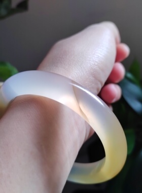 61圈口天然原色无烧无染色马料玉髓手镯蜜糖香槟金色高冰玉镯女