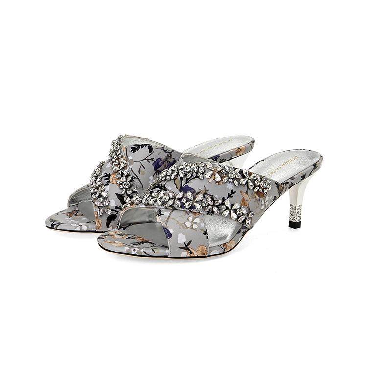 皇冠专柜正品Roberta诺贝达女鞋RM95901交叉带花型水钻休闲拖鞋,淘宝优惠券,粉丝福利购,淘宝优惠卷