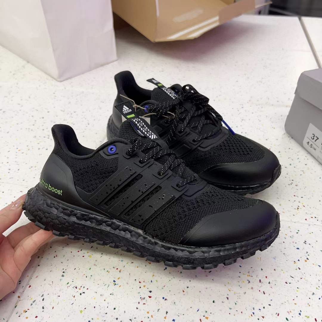 Adidas Ultraboost Guard 男女抗扭转耐磨轻便低帮跑步鞋H03603 - 图1