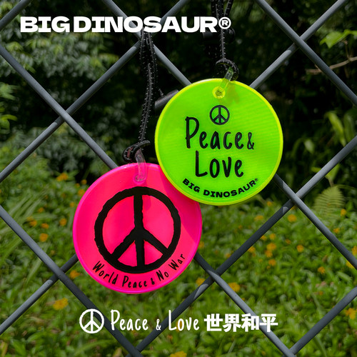 世界和平peace love反光挂件挂件自行车装饰背包挂饰安全警示反战 - 图0