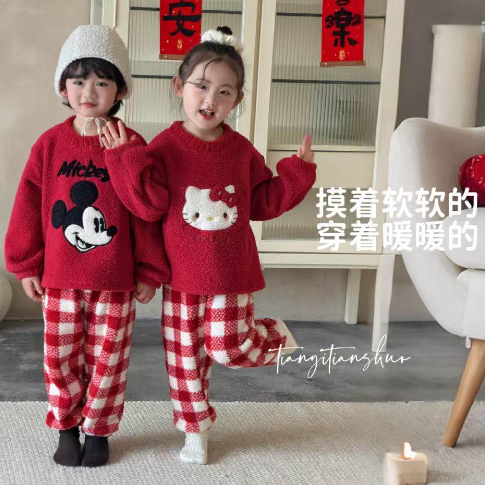【鹿儿岛】【新年限定红运开年】亲子装半边绒圆领卡通睡衣25851,淘宝优惠券,粉丝福利购,淘宝优惠卷