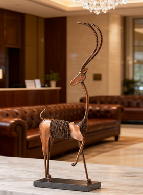 轻奢羚羊铁艺装饰品摆件