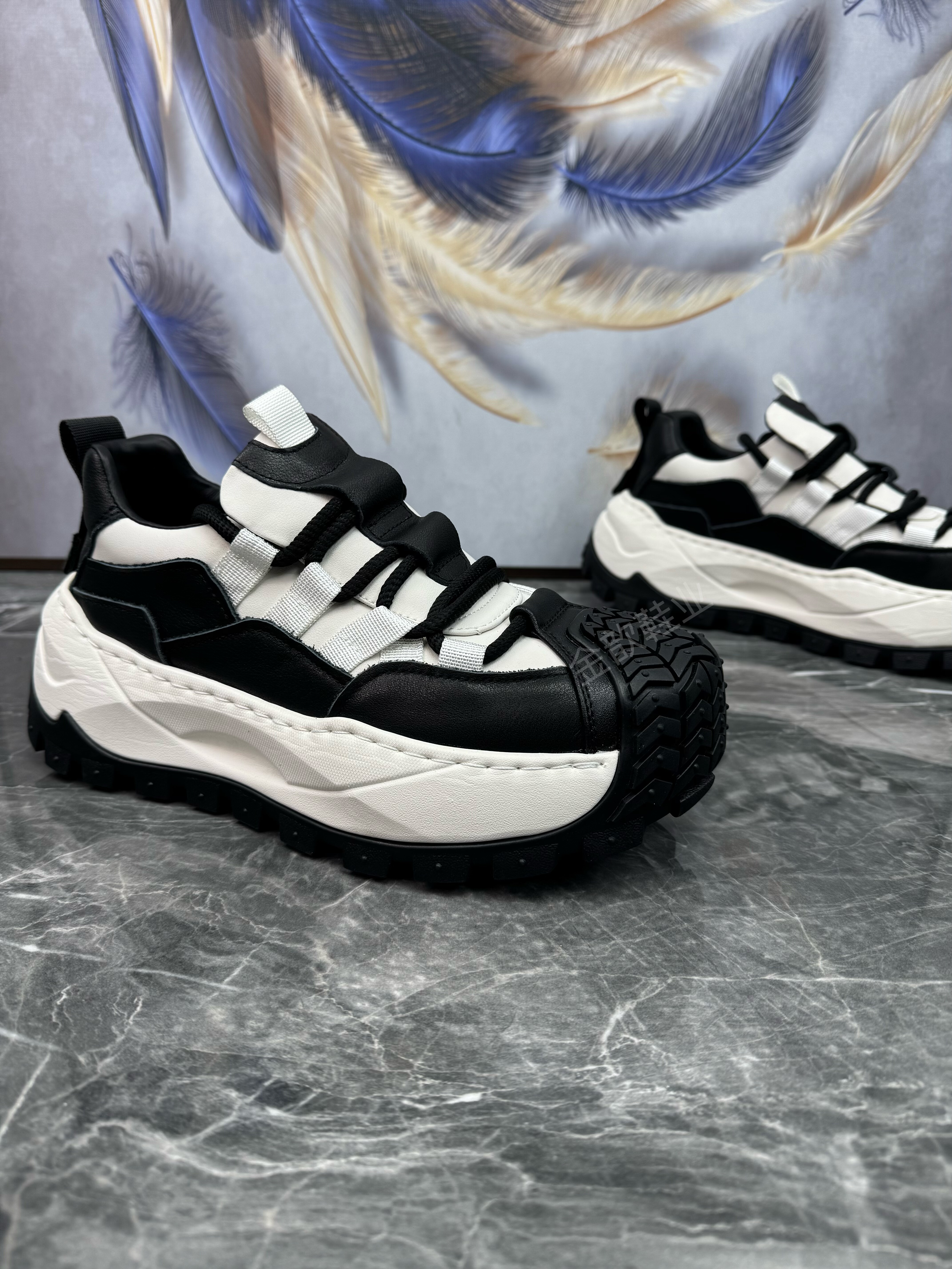 男鞋2025秋季新款头层牛皮轻便厚底增高防踢头真皮潮流休闲老爹鞋,淘宝优惠券,粉丝福利购,淘宝优惠卷