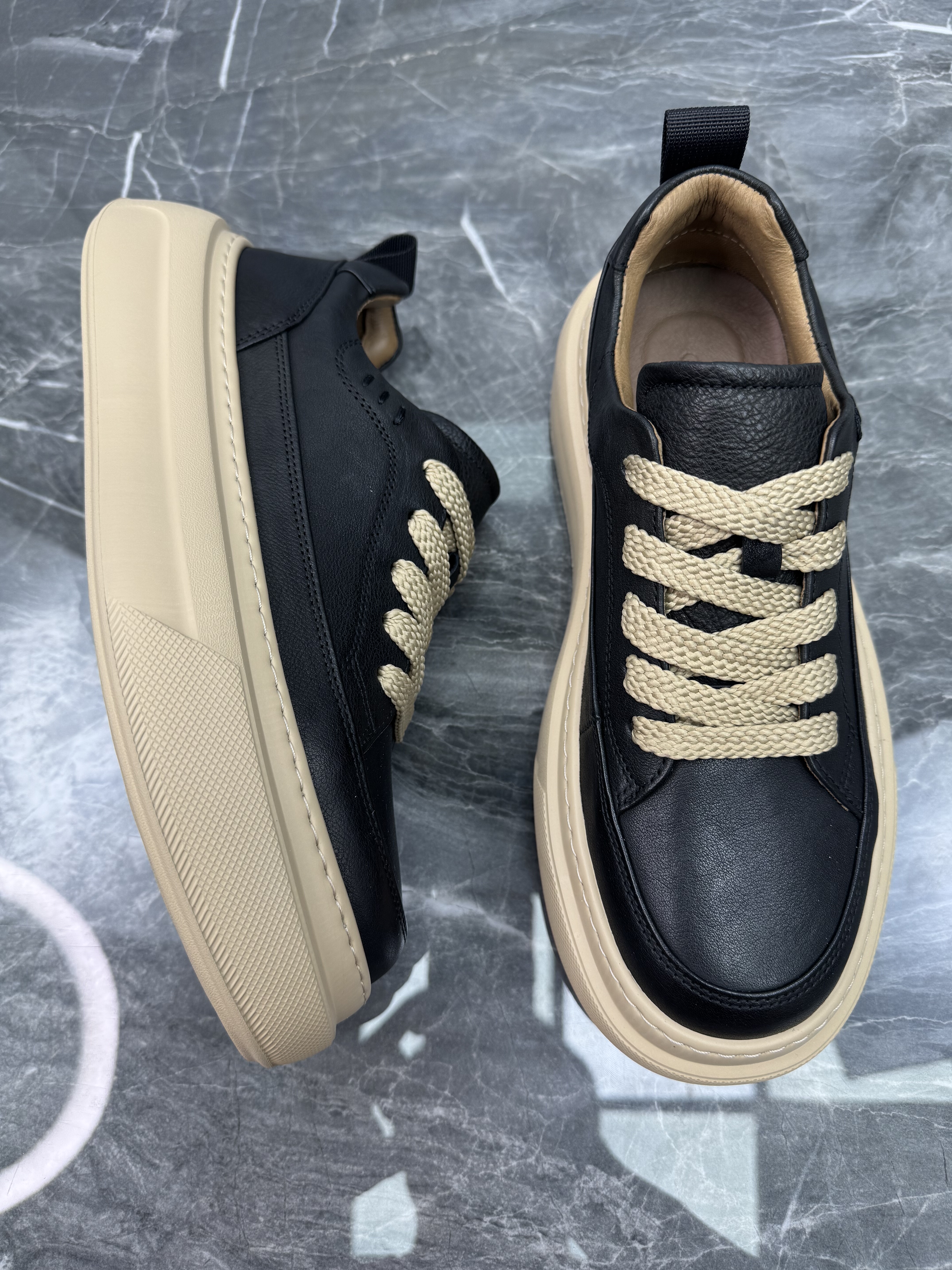 广州男鞋2025秋季新款头层马皮轻便软底轻奢真皮透气运动休闲板鞋,淘宝优惠券,粉丝福利购,淘宝优惠卷