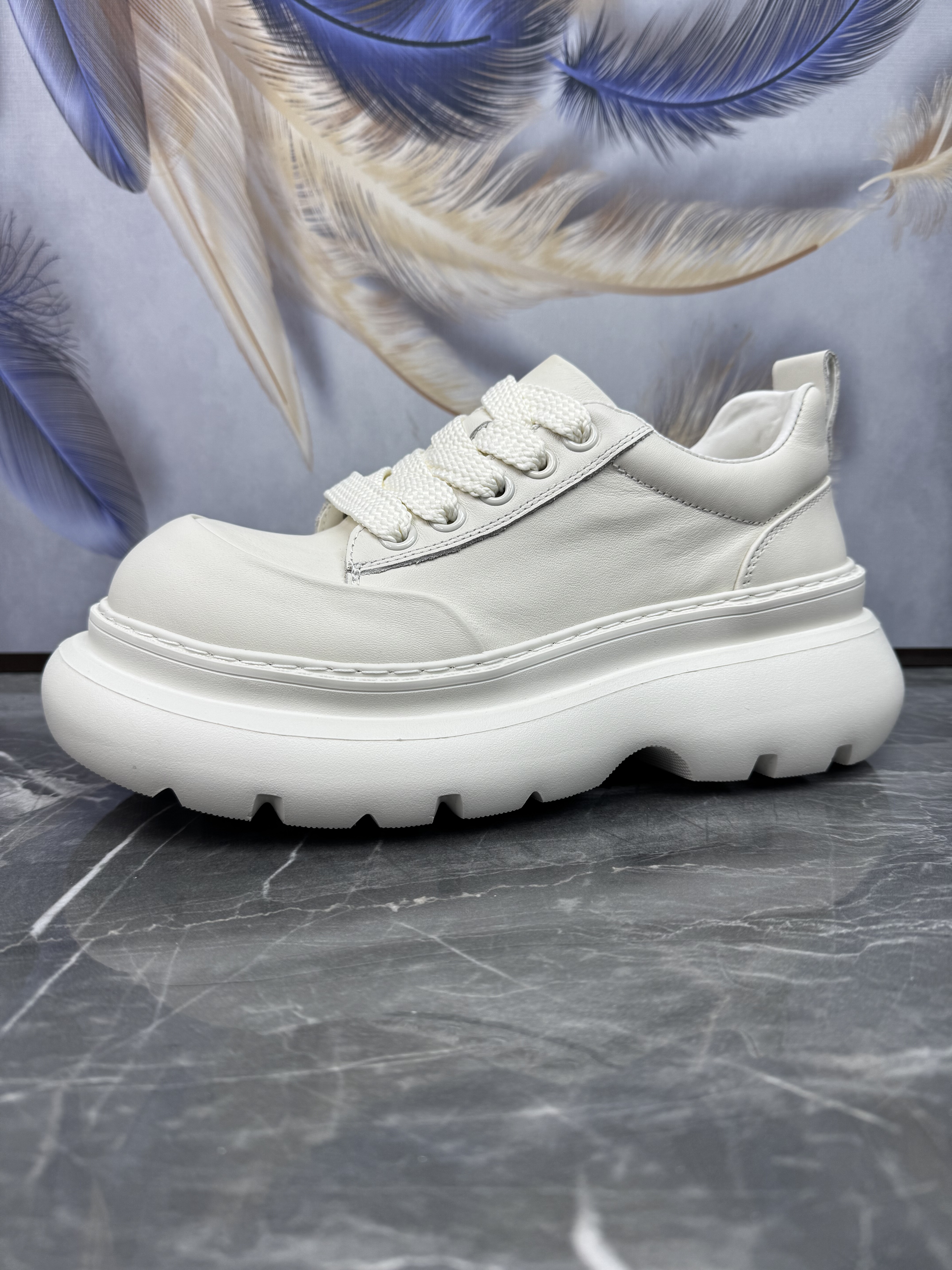 男鞋2025冬季新款头层牛皮轻便厚底增高简约百搭真皮大头休闲潮鞋,淘宝优惠券,粉丝福利购,淘宝优惠卷