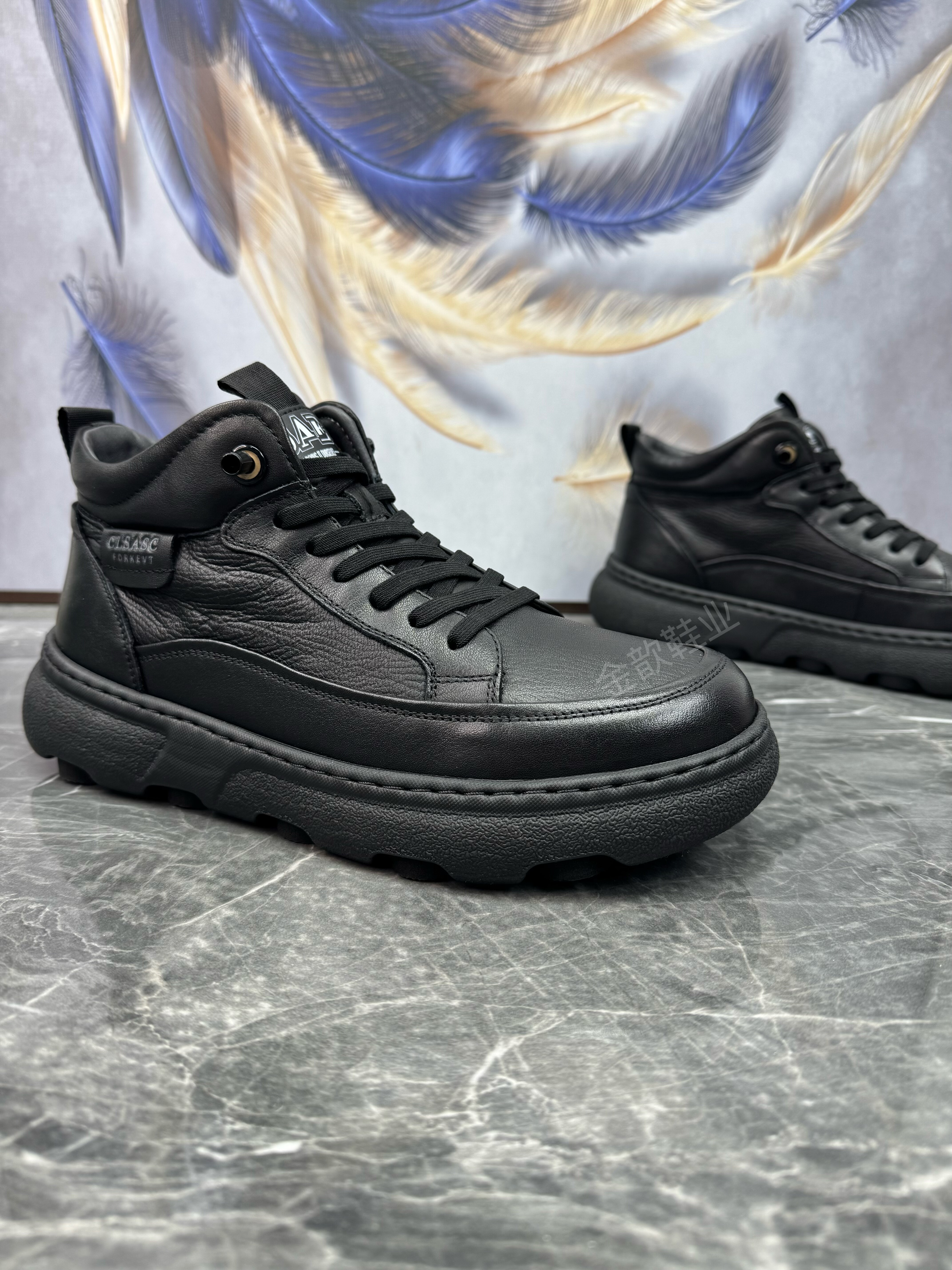 男鞋2025冬季新款头层牛皮轻便软底一脚蹬加绒保暖高帮休闲棉鞋男,淘宝优惠券,粉丝福利购,淘宝优惠卷