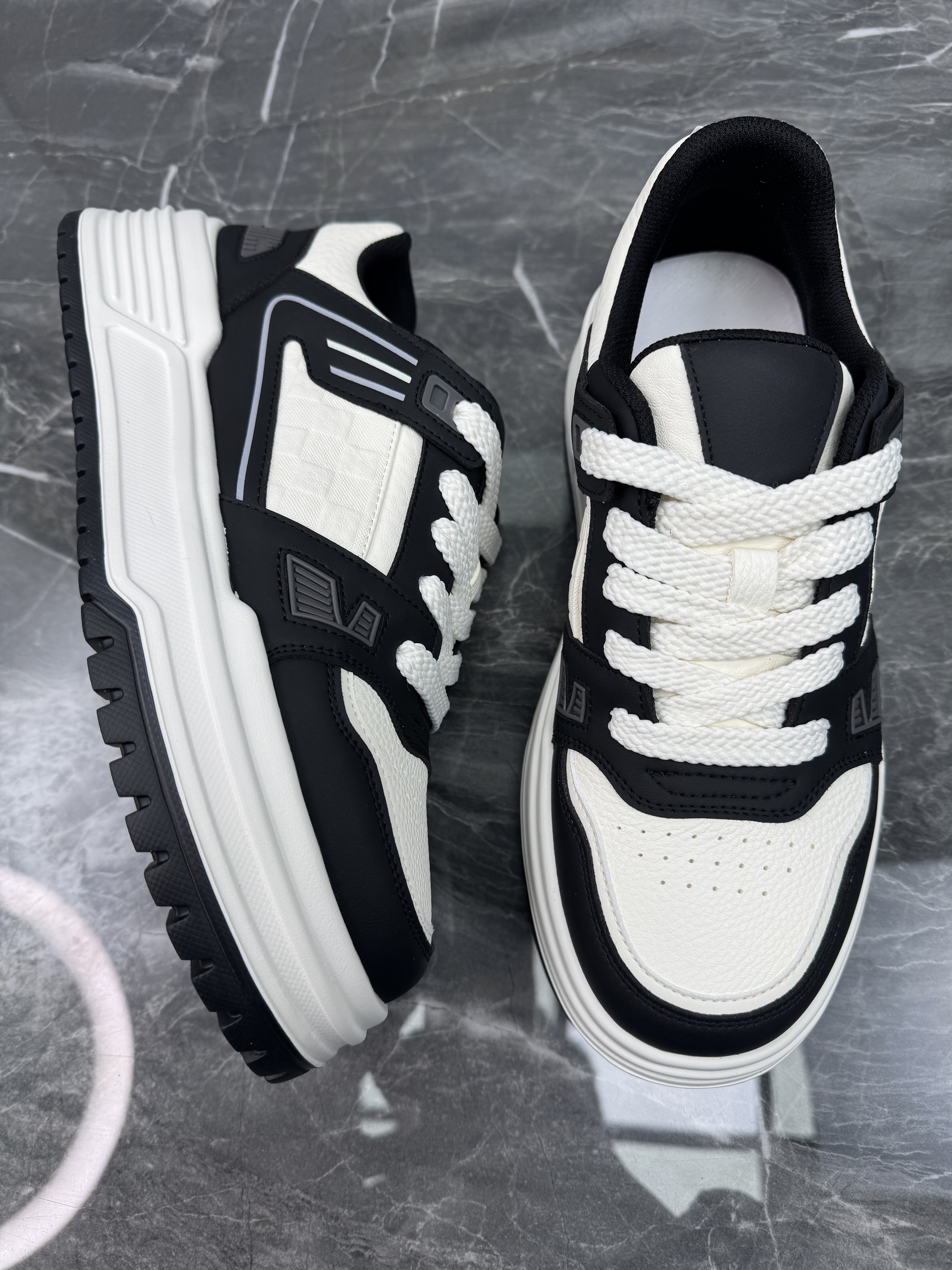 男鞋2026春季新款轻便软底真皮透气潮流拼色百搭户外运动休闲板鞋,淘宝优惠券,粉丝福利购,淘宝优惠卷