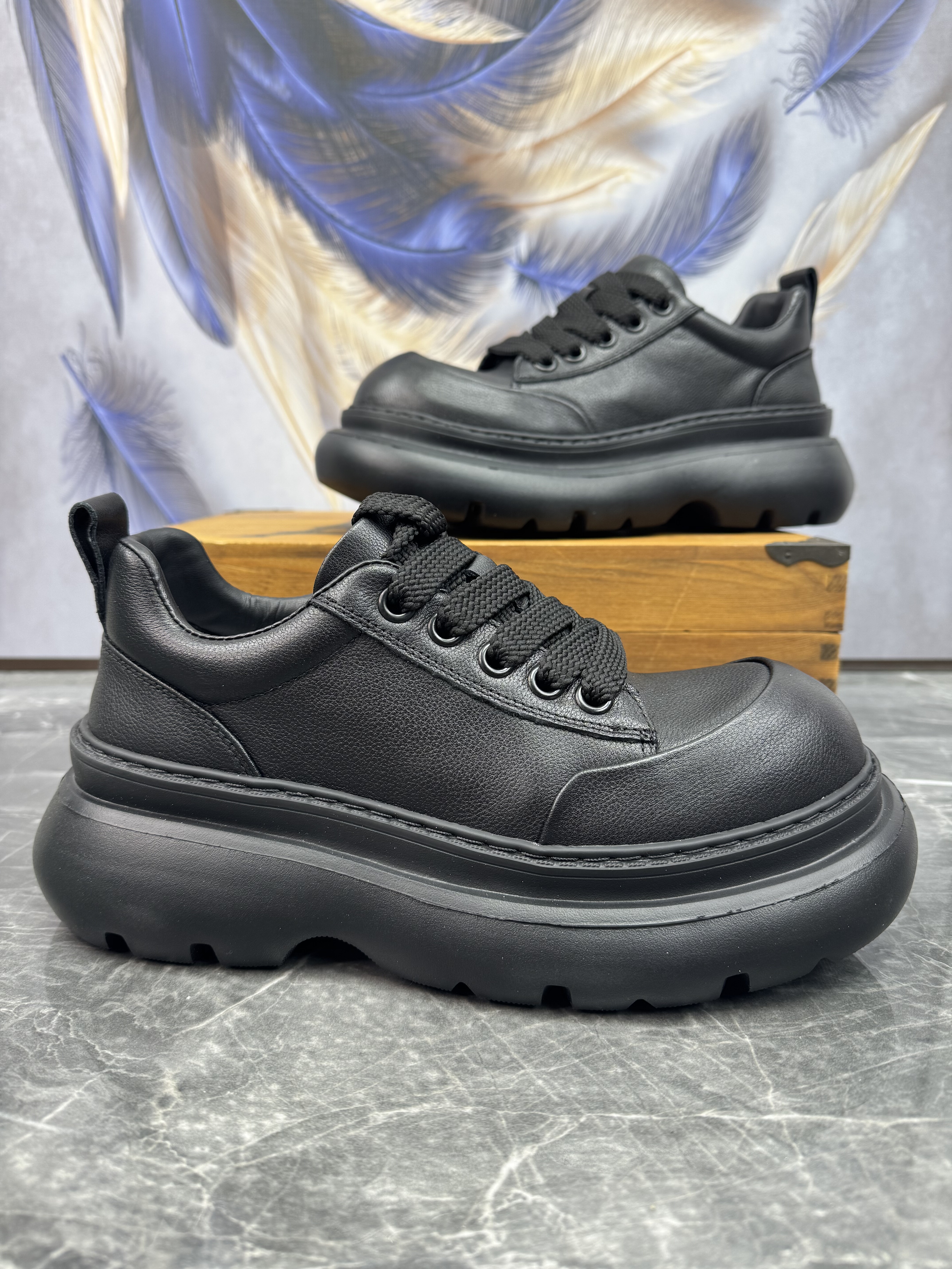 男鞋2025冬季新款头层牛皮轻便厚底增高简约百搭真皮大头休闲潮鞋,淘宝优惠券,粉丝福利购,淘宝优惠卷