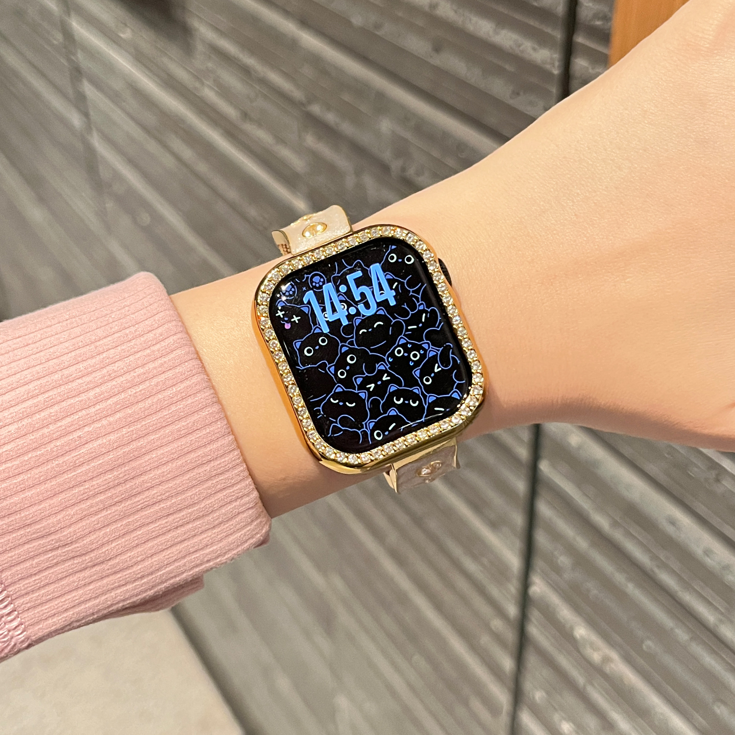 适用于苹果手表s10表带s11新款鎏金滴胶AppleWatch S9爱心星星series8皮质se3运动智能腕带XL高级感女款秋冬 - 图1