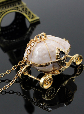 卡通魔法南瓜车可爱少女INS项链