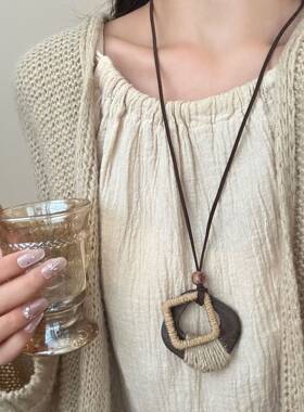 新中式文艺复古果壳设计感项链女长款植物果实菩提毛衣链个性配饰