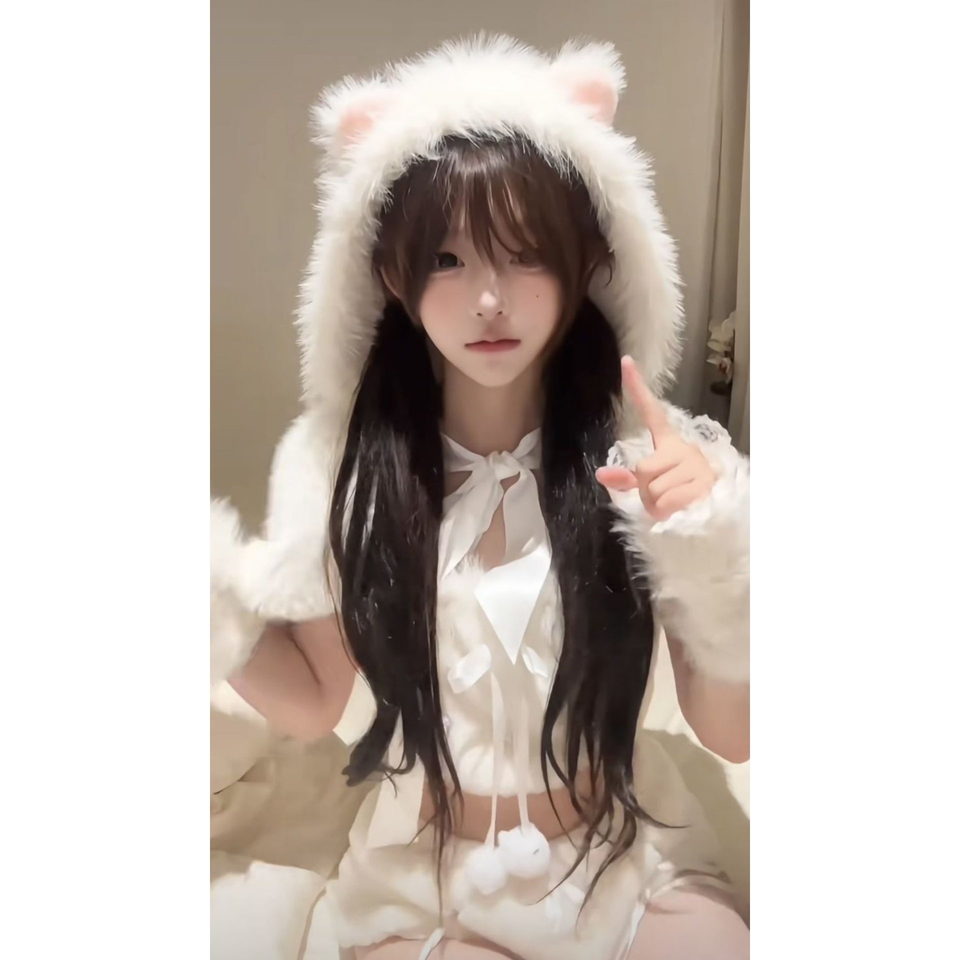 纯欲风甜辣妹少女新款白色系撞色短袖上衣蝴蝶结减龄高腰围裙套装,淘宝优惠券,粉丝福利购,淘宝优惠卷