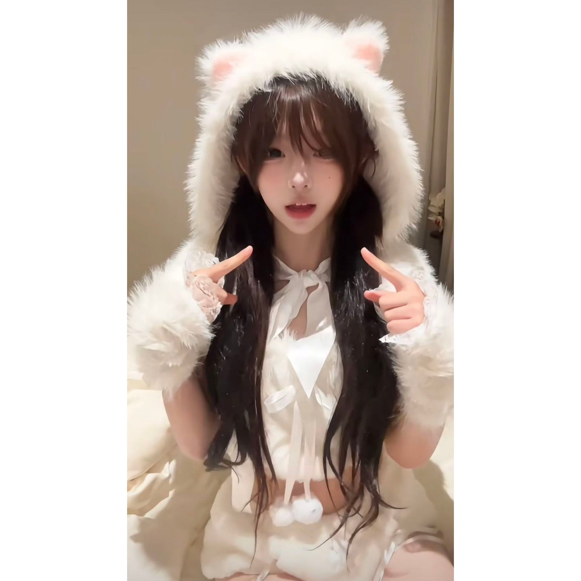 纯欲风甜辣妹少女新款白色系撞色短袖上衣蝴蝶结减龄高腰围裙套装,淘宝优惠券,粉丝福利购,淘宝优惠卷