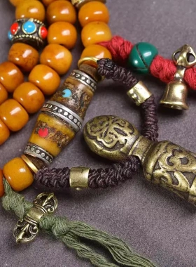藏传回流牦牛骨桶珠佛珠脖挂藏式文玩料器骰子老铜三通大鹏鸟配饰