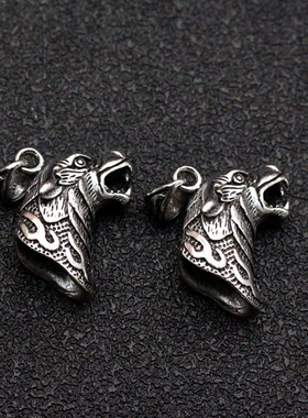 复古合金狼头镶嵌藏獒牙齿吊坠