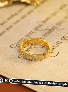 小众设计高级感轻奢复古锆石四叶草戒指女金色超闪素圈食指戒指环