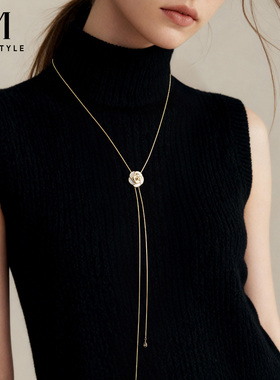 春天长款山茶花毛衣链女款精致