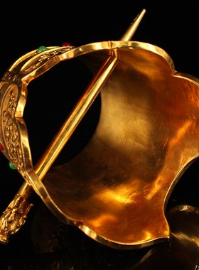 摆件纯手工制作雕刻鎏金宝石