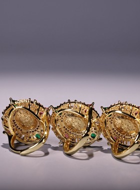 古玩旧藏收漆器盒装花丝工艺镶嵌蓝星光宝石钻石戒指一盒