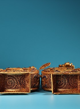 珍品旧藏纯银花丝工艺镶嵌宝石景泰蓝梅兰竹菊花瓶一套玄关摆件